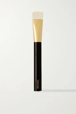 Brand new 🎁 TOM FORD BEAUTY Shade And Illuminate Brush 04 In Colorless ✔️