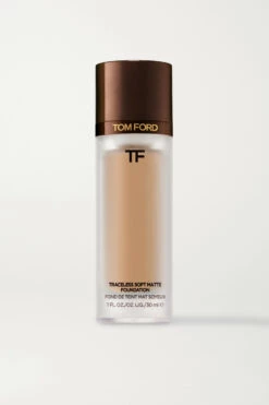 Outlet 🎉 TOM FORD BEAUTY Traceless Soft Matte Foundation - 2.5 Linen, 30ml In Neutral ✔️